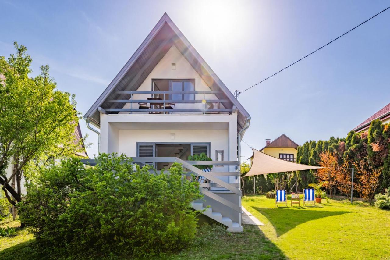 Madarasz 5 Deluxe Vendeghaz Villa Balatonalmádi Exterior photo