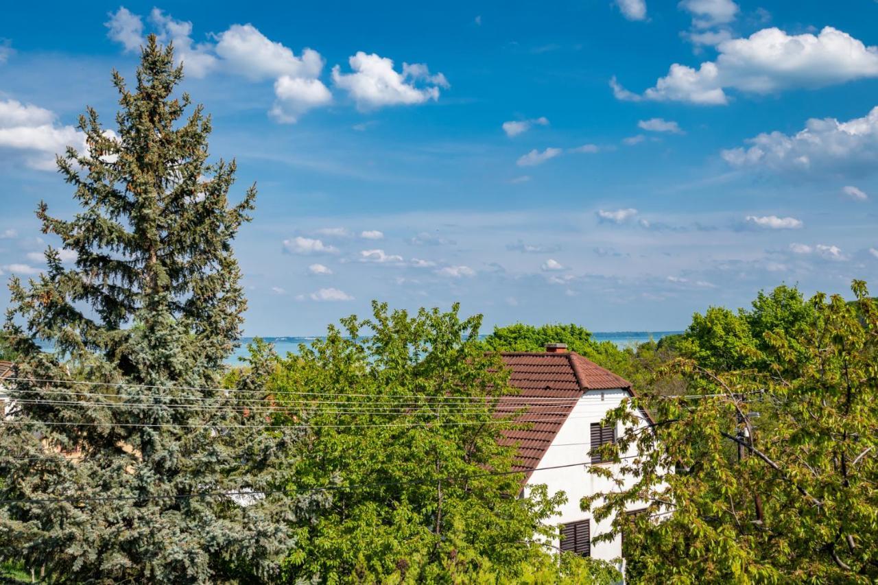 Madarasz 5 Deluxe Vendeghaz Villa Balatonalmádi Exterior photo